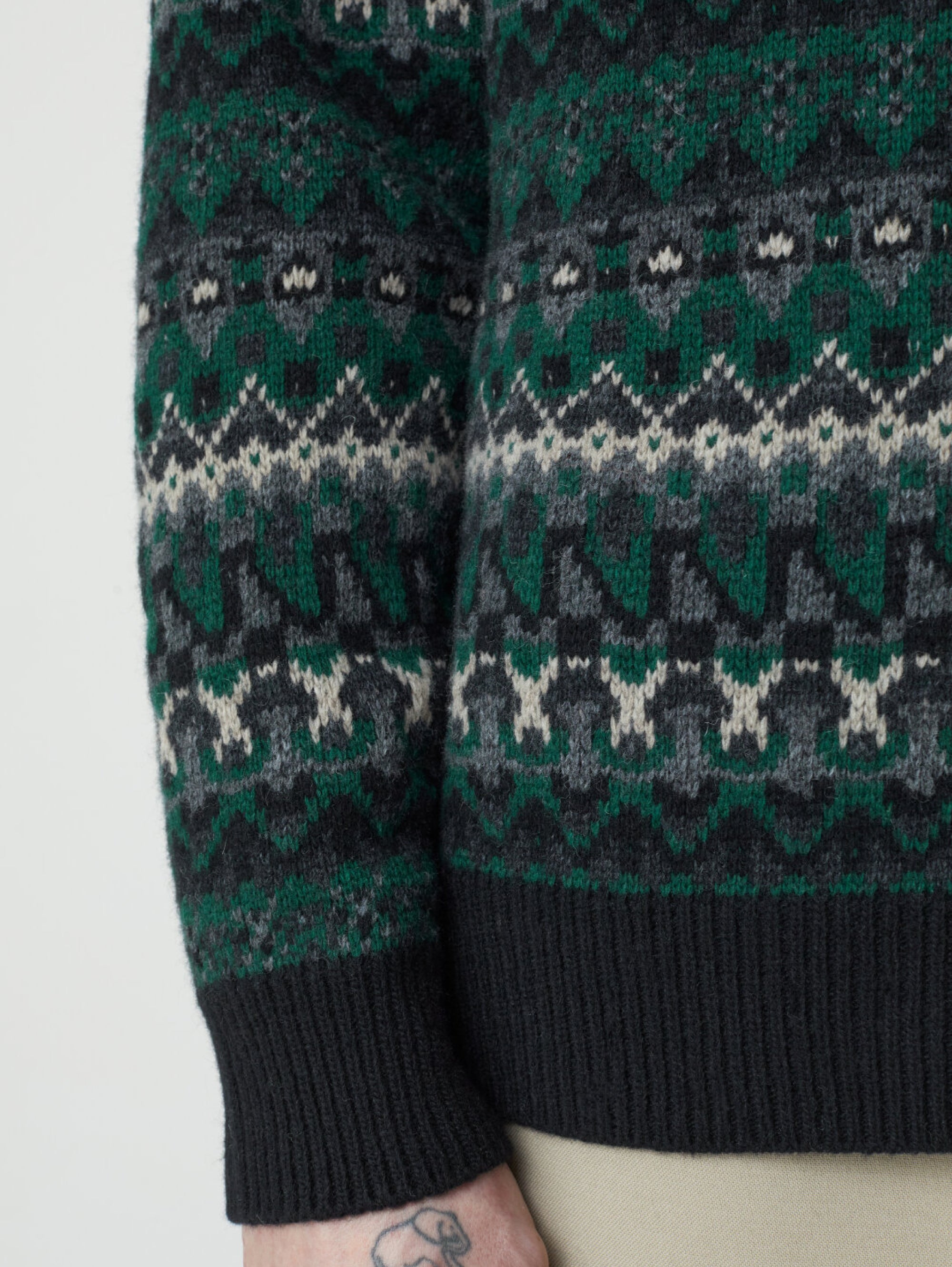 Sweater with Green Tartan Pattern