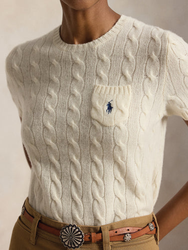 Kurzarmshirt mit Zopfmuster in Creme