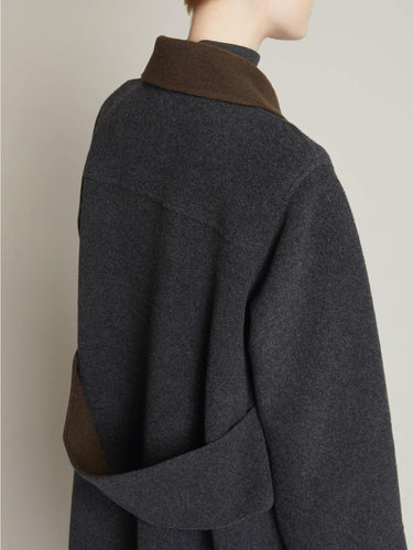 Cappotto in Lana Doppiopetto e Maxi Martingala Antracite