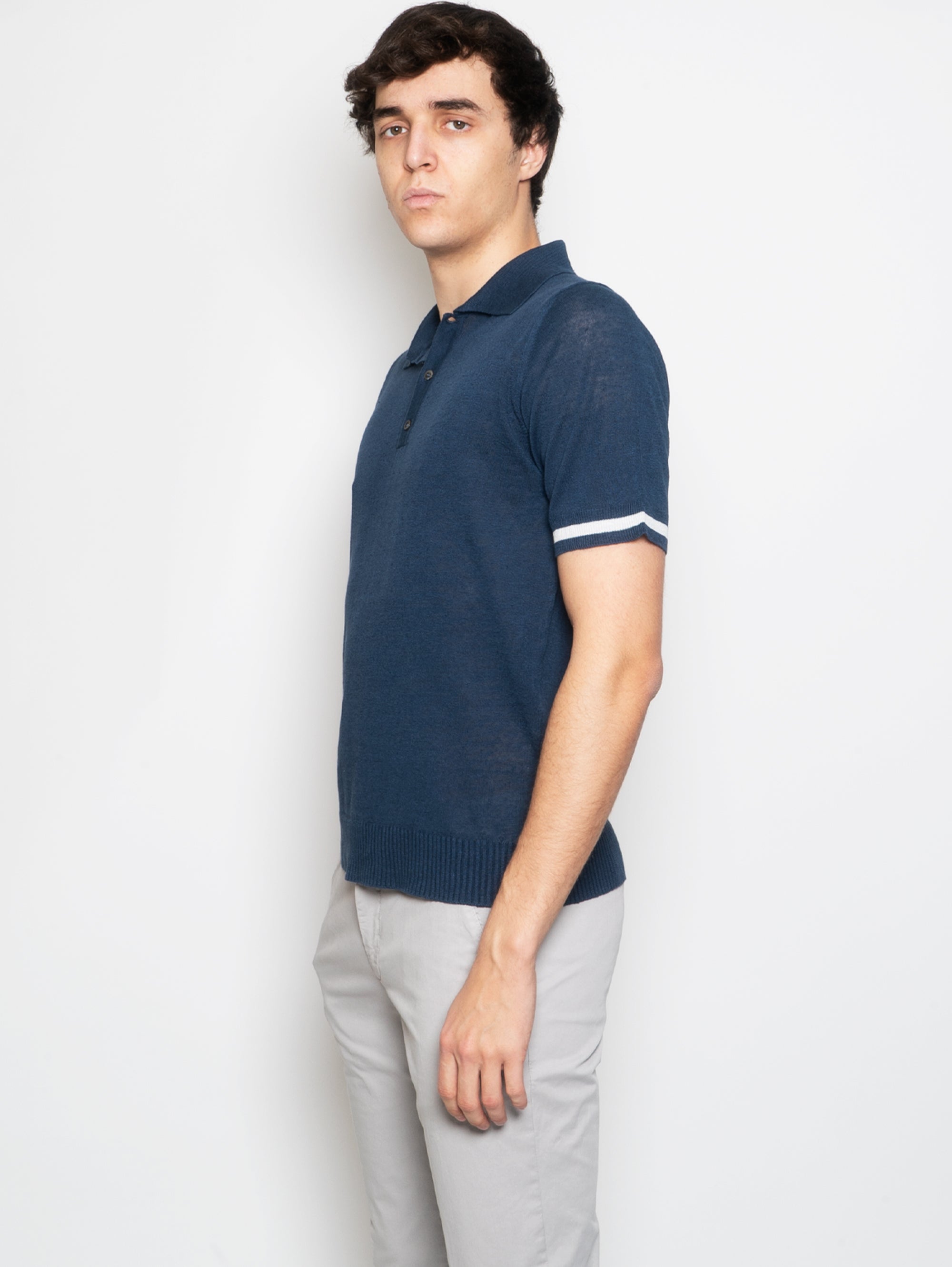 Polo Shirt in Linen Knit with Blue Contrasts