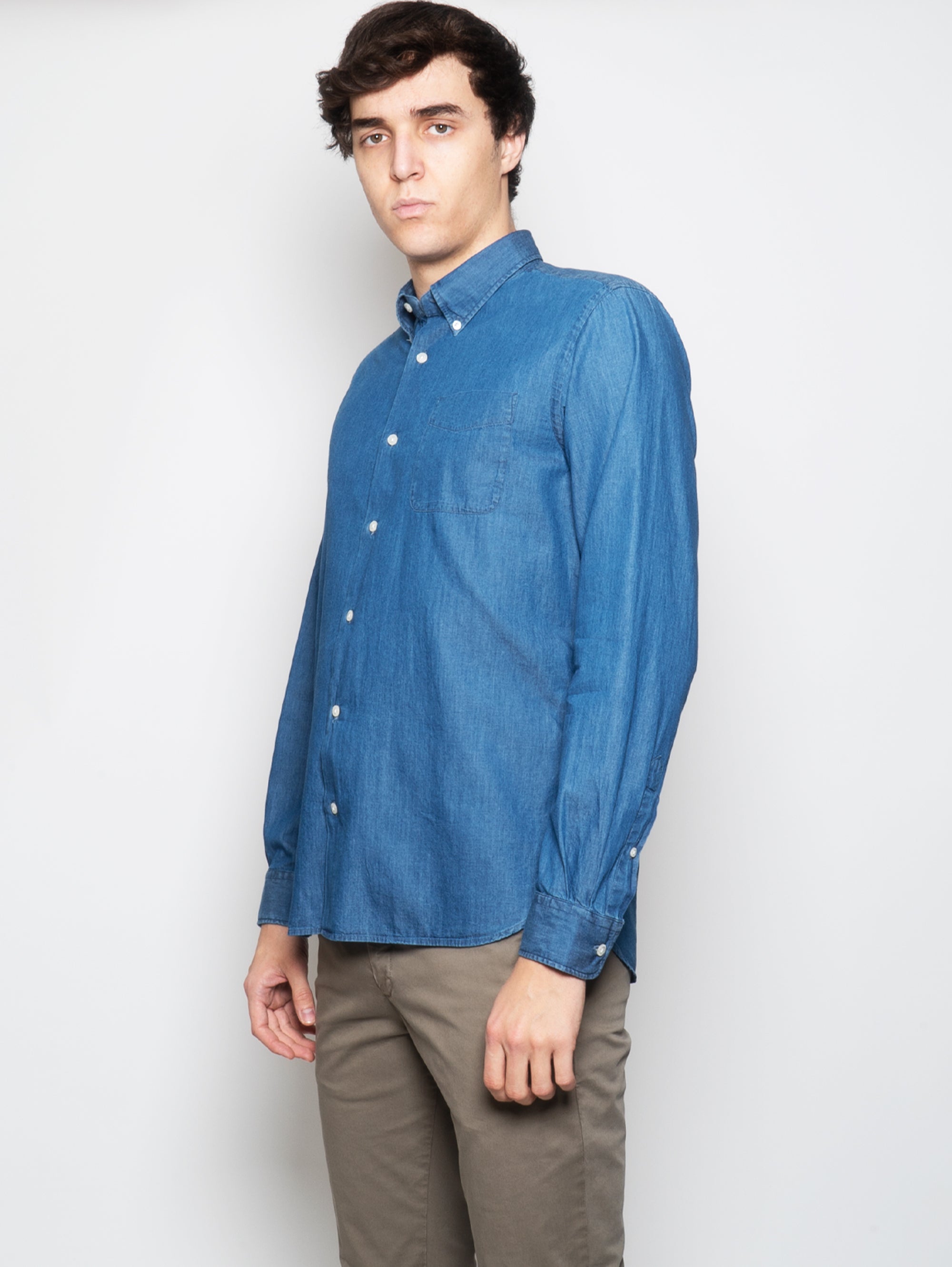 Chambray Shirt with Blue Pocket
