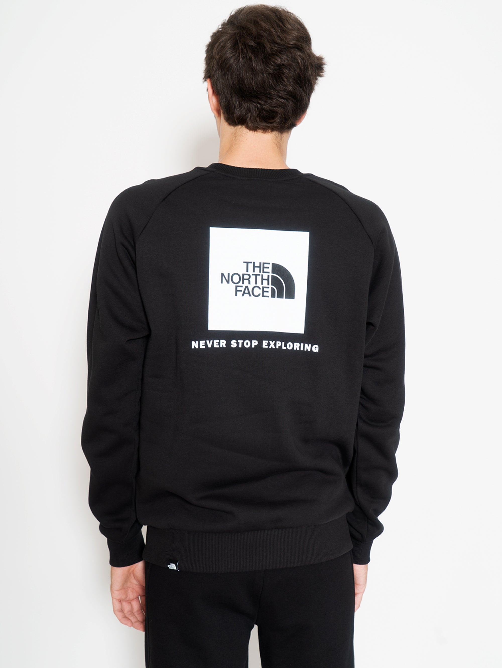 Schwarzes Sweatshirt mit Rundhalsausschnitt