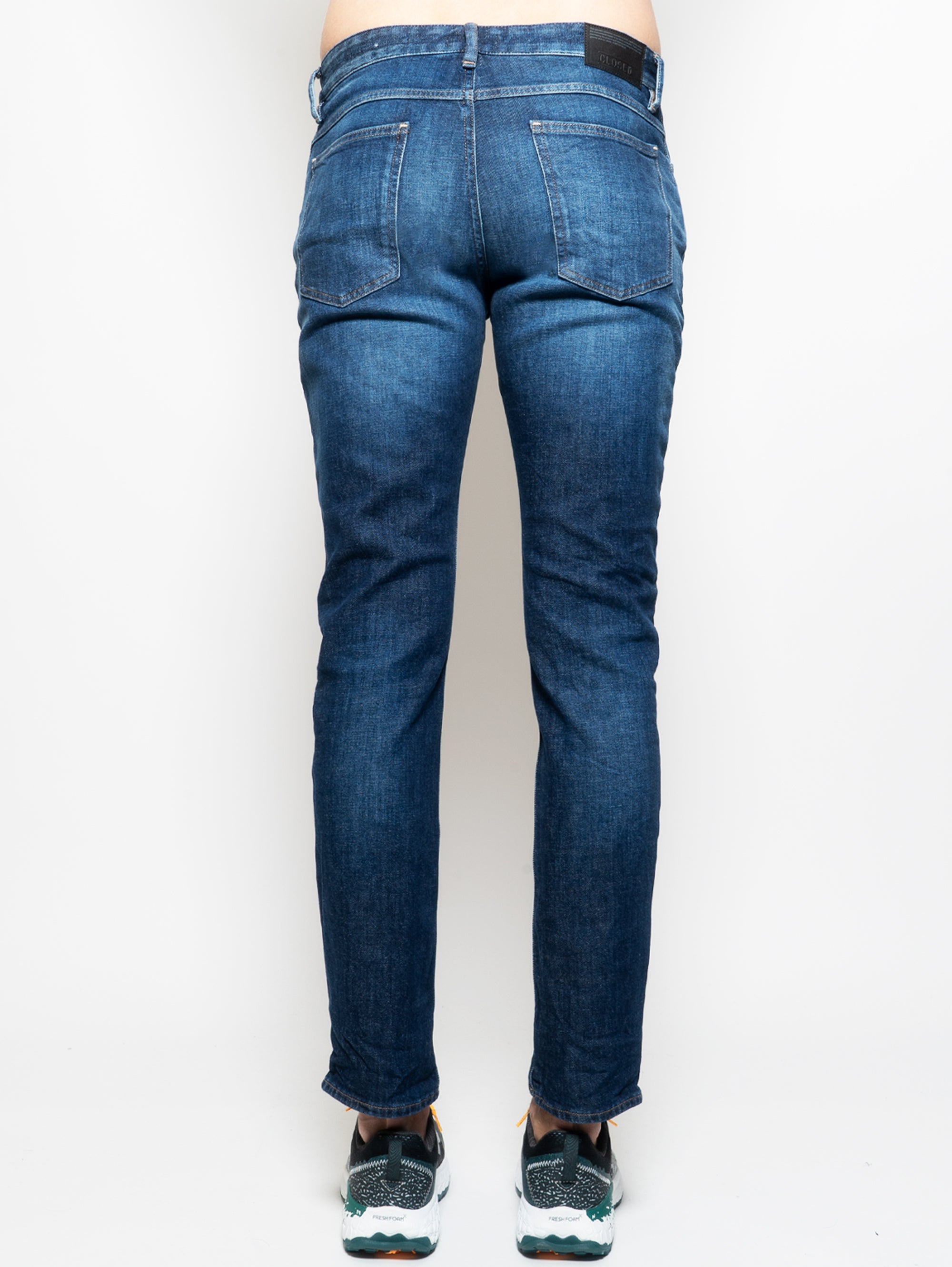 Schmale Jeans aus Bio-Baumwolle in Mitternachtsblau