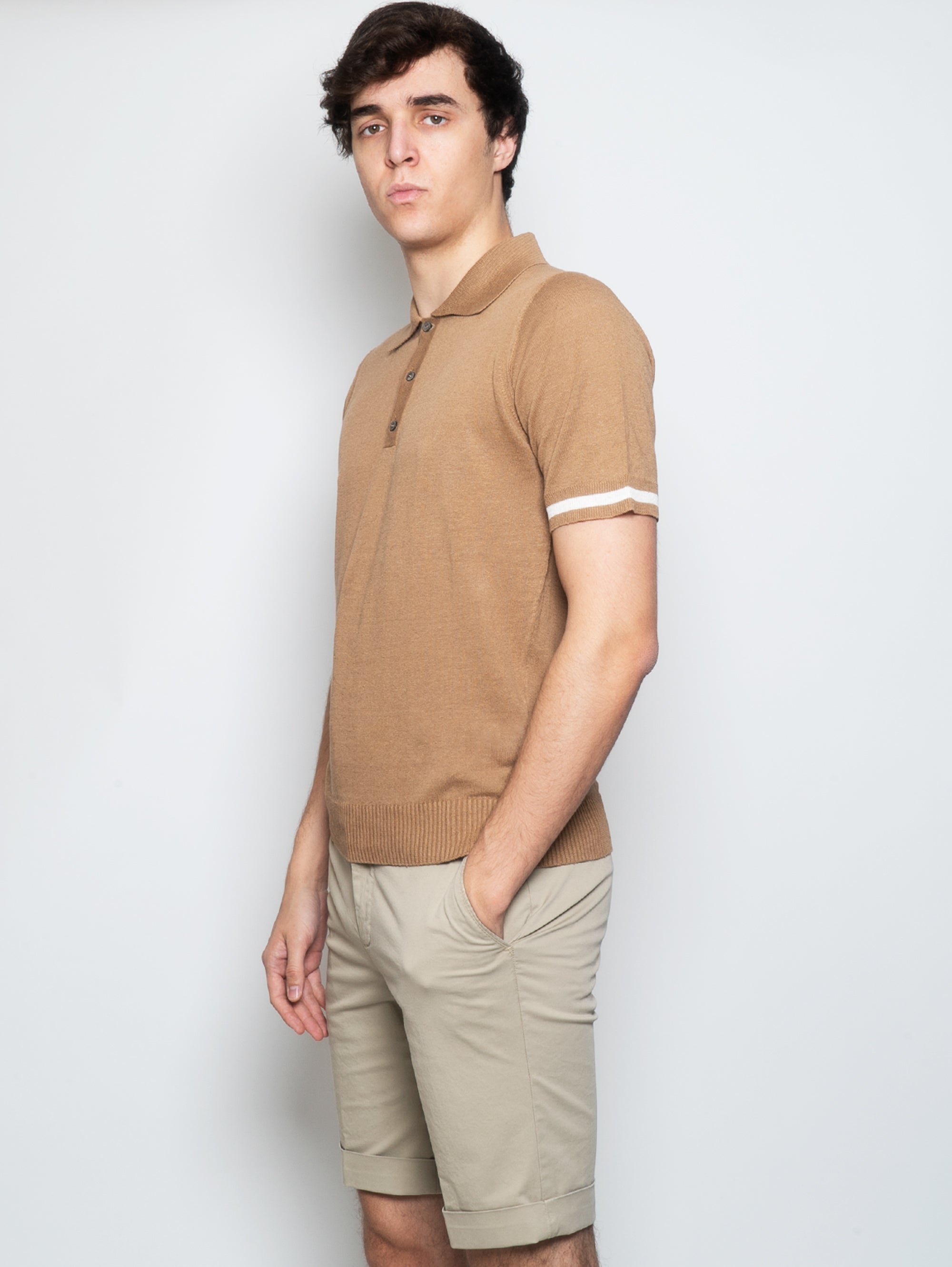 Polo in Linen Knit with Almond Contrasts