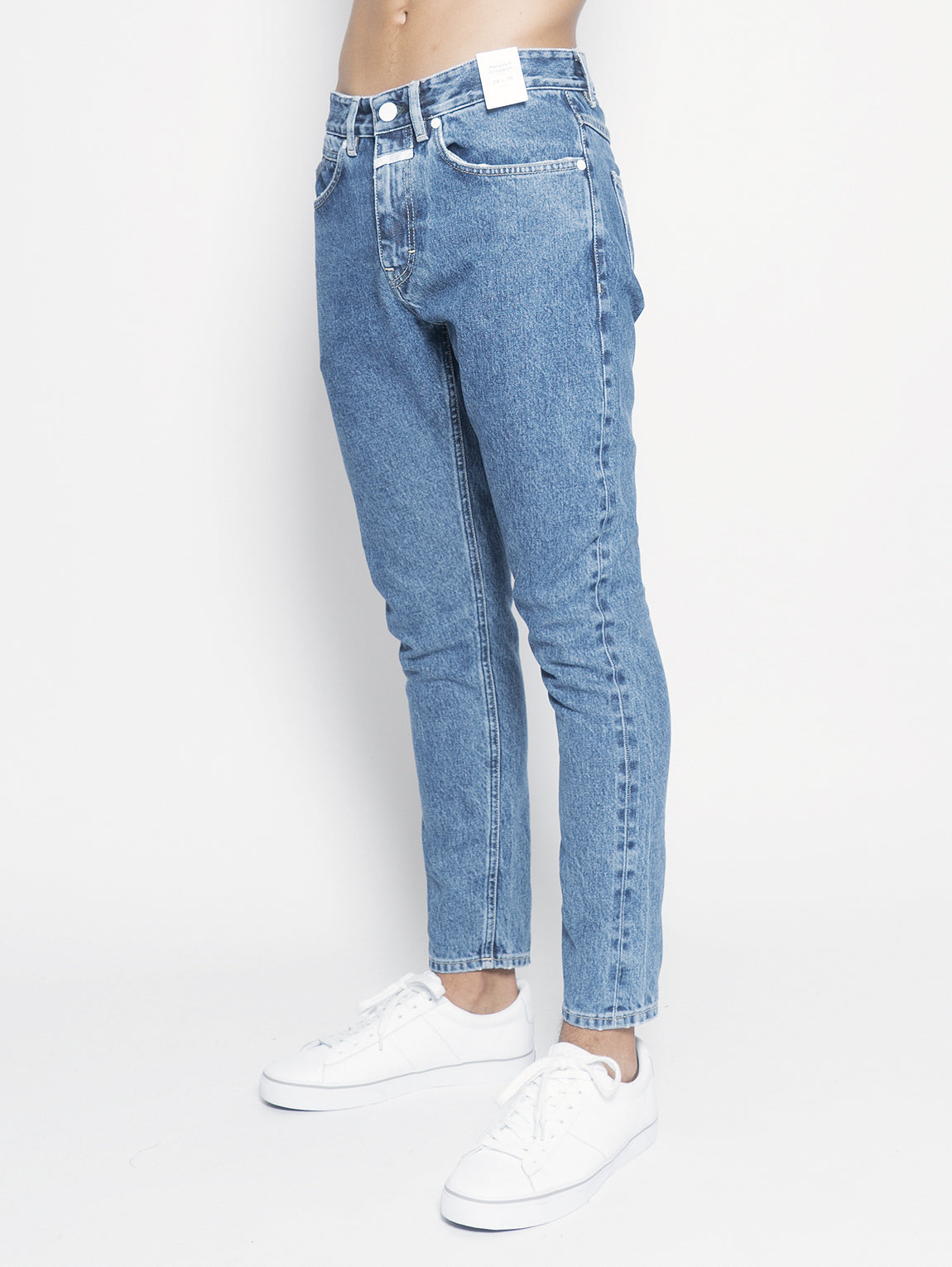 Cooper Tapered Relaxed Cropped Blue Jeans