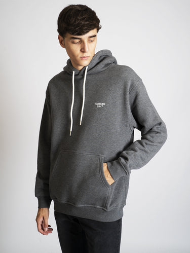 Grauer Kapuzenpullover