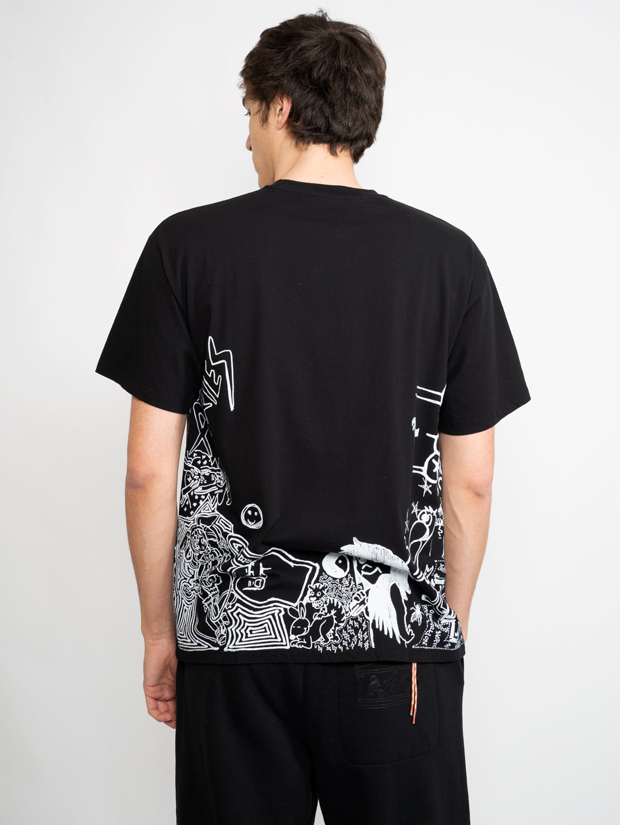 Schwarzes T-Shirt mit Scribble-Print