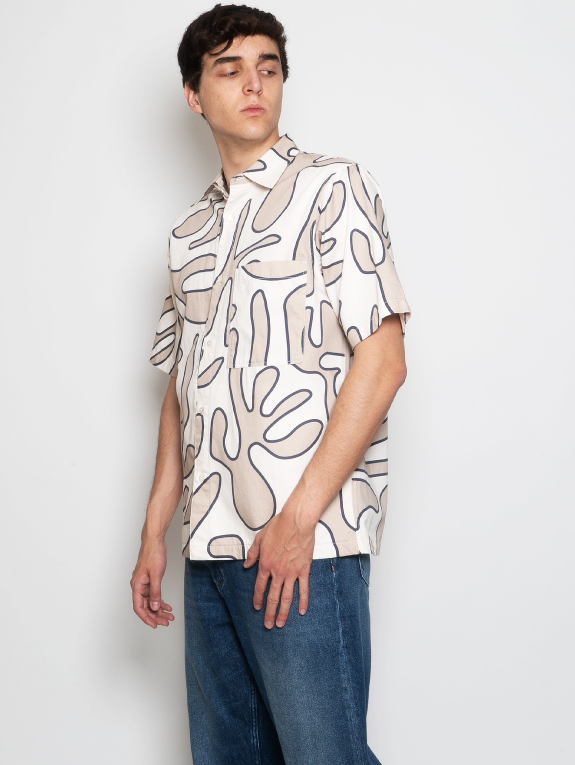 Short Sleeve Shirt with Beige Graphic Print