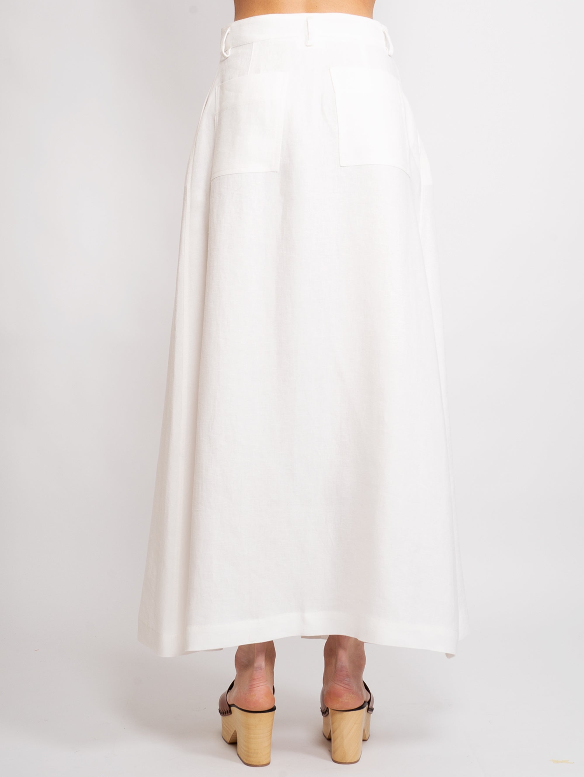 Long Skirt in White Linen