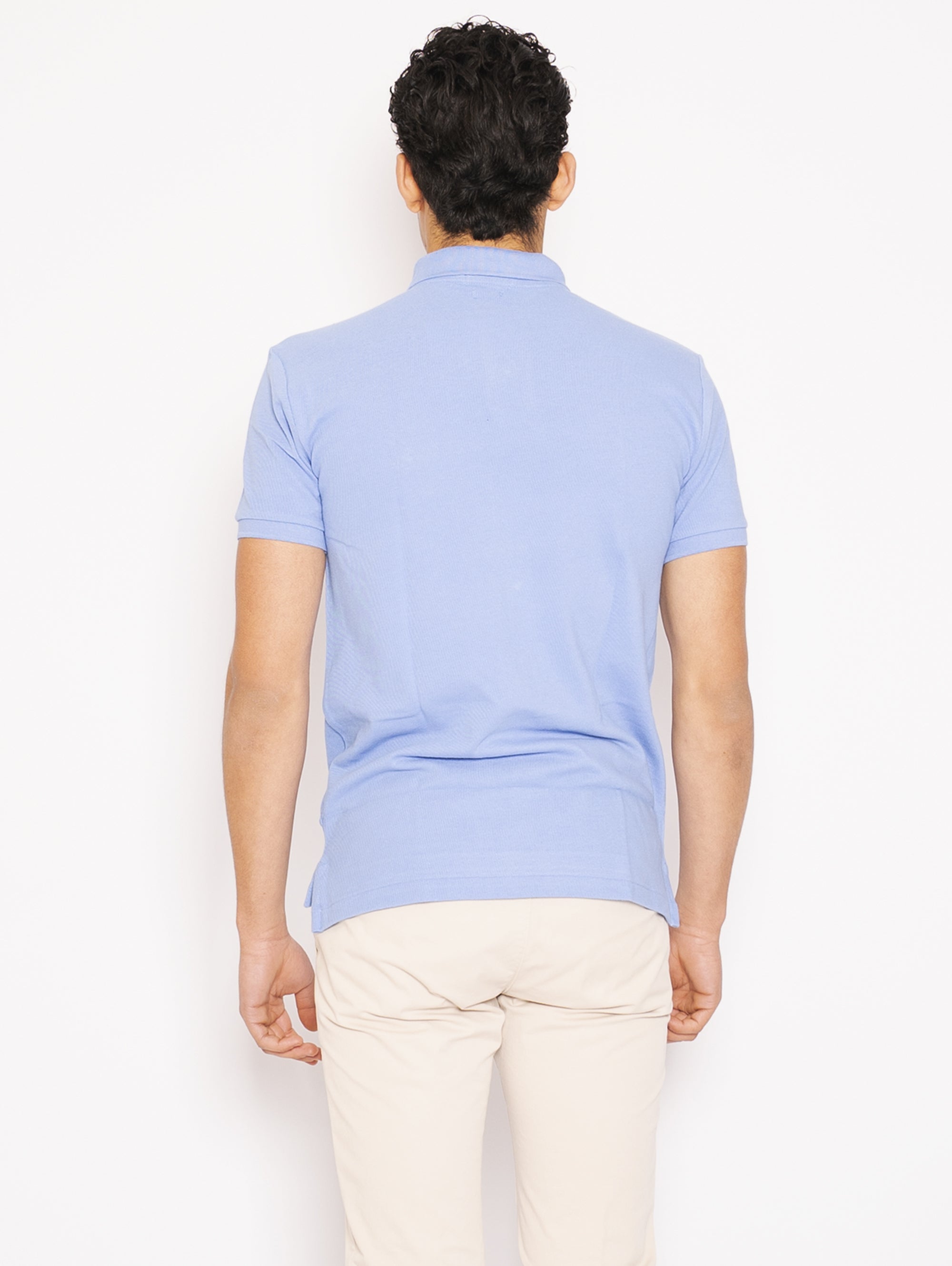 Offenes blaues Pique-Poloshirt