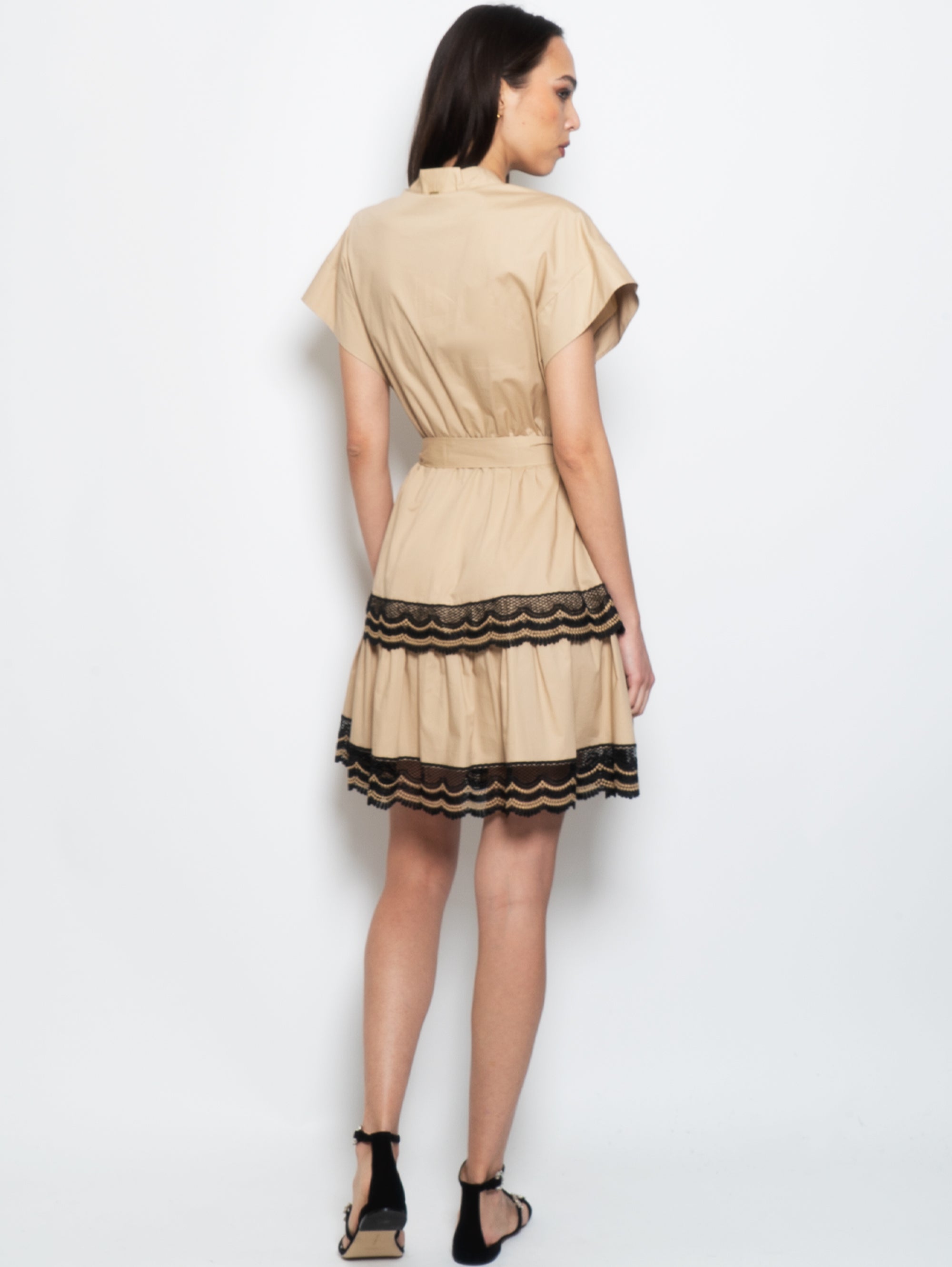 Short Dress with Beige/Black Macramé Lace Edge