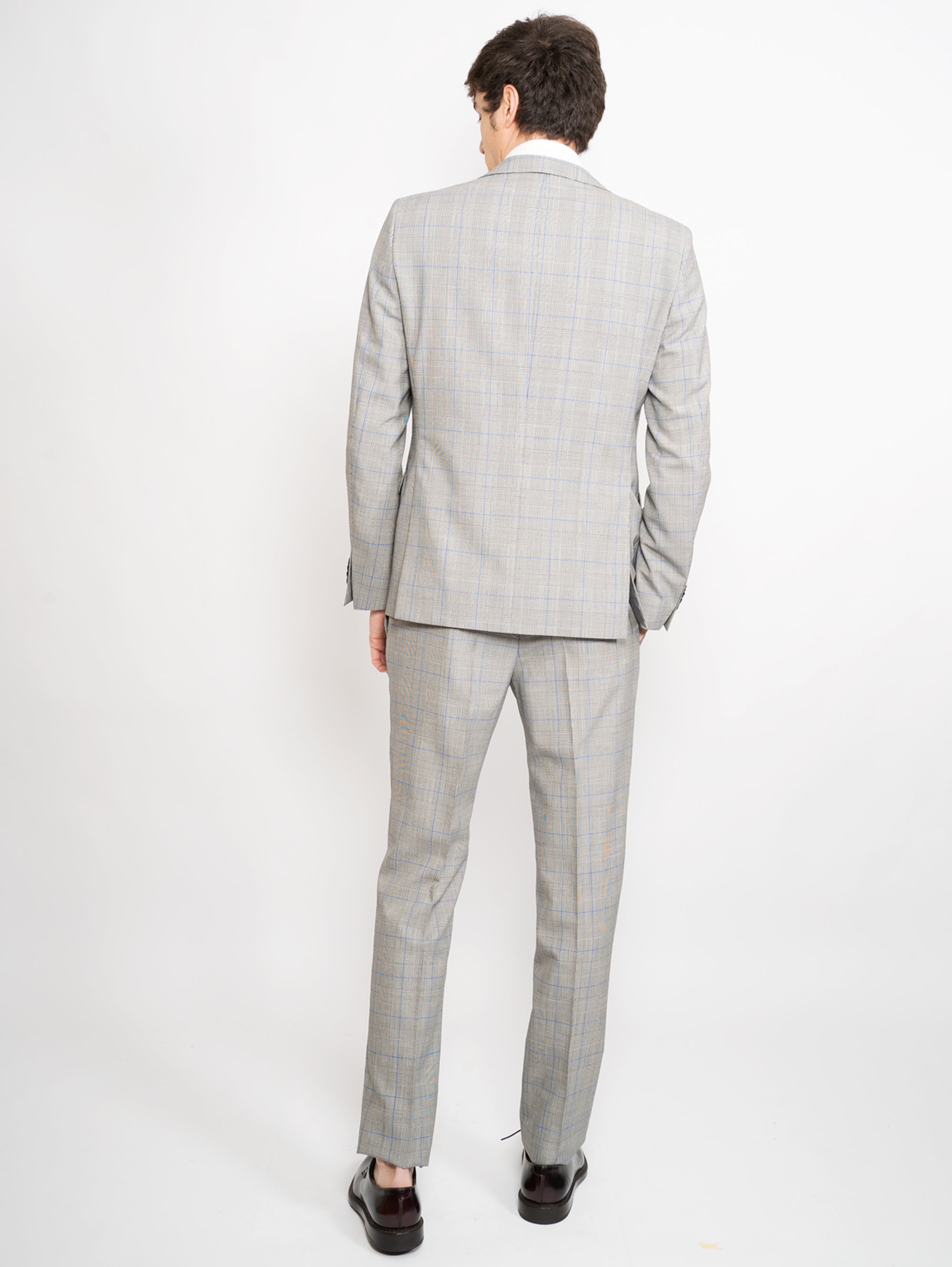Gray Prince of Wales suit