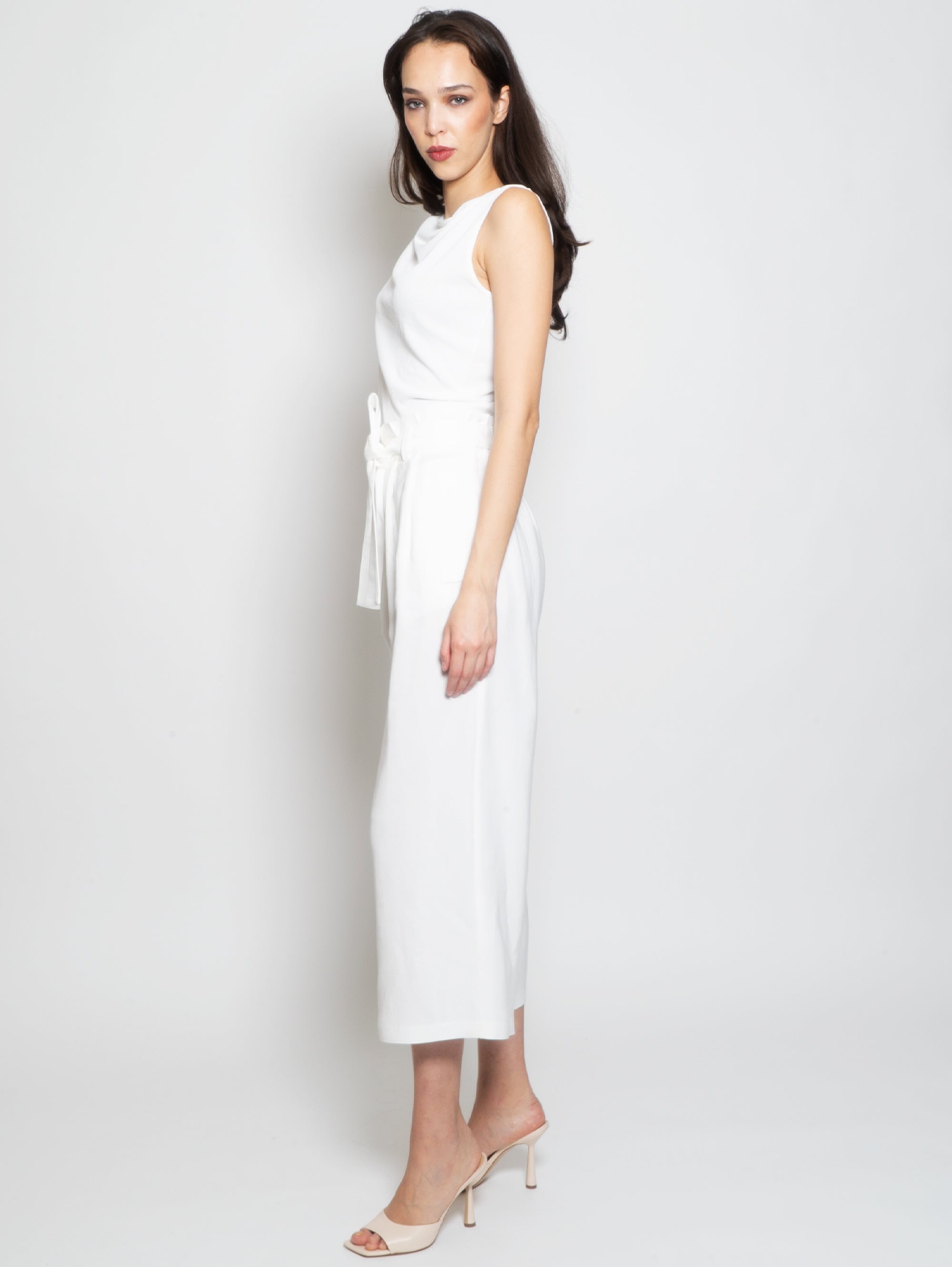 Cropped Pants in White Linen Blend