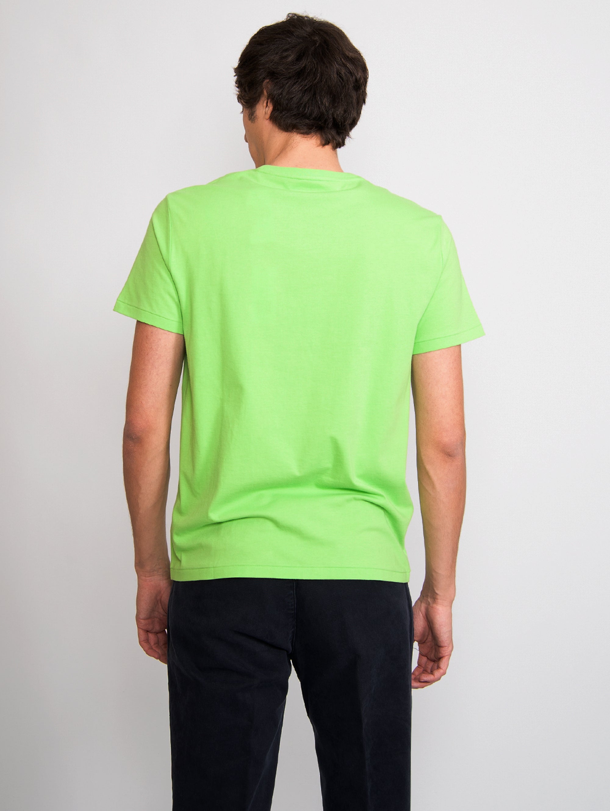 Grünes T-Shirt mit Rundhalsausschnitt