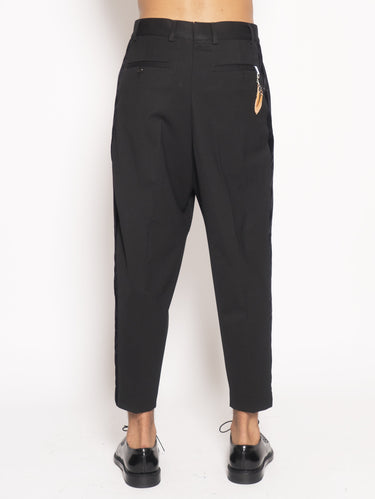 Forward Pants with Side Stripe Black