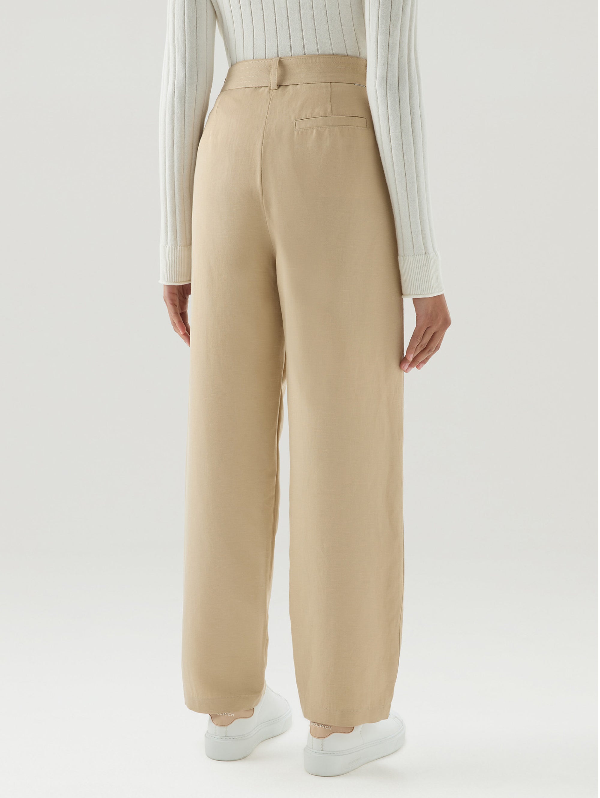 Pants with Beige Linen Belt and Pinces
